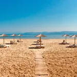 Koulouris - Corfu 2* Kávos
