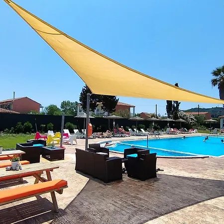 Koulouris - Corfu فندق 2*