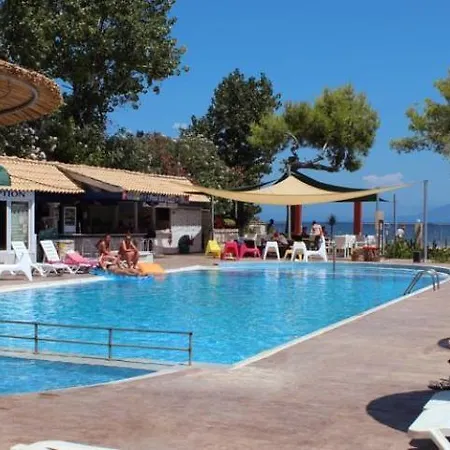 Koulouris - Corfu فندق 2*