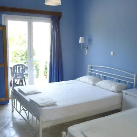 Koulouris - Corfu 2* Kávos