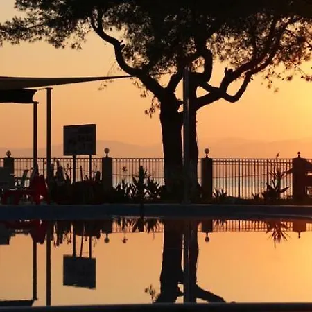 Koulouris - Corfu 2*