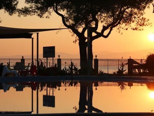 Koulouris - Corfu 2*